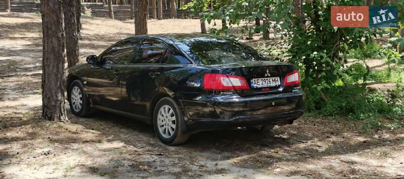 Mitsubishi Galant 2009