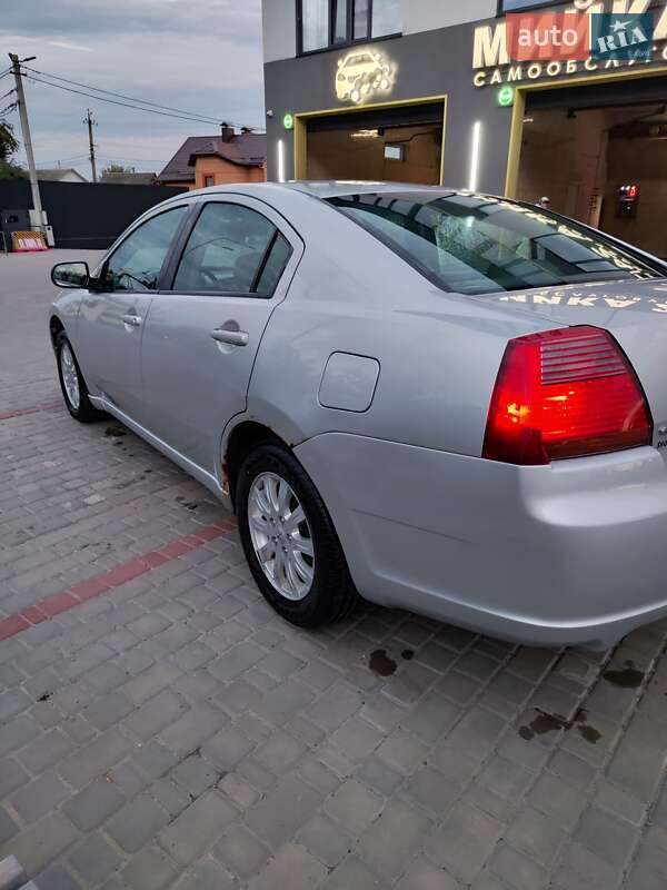Седан Mitsubishi Galant 2007 в Виннице