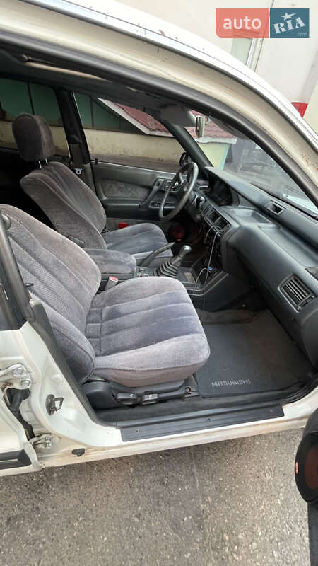 Лифтбек Mitsubishi Galant 1991 в Одессе
