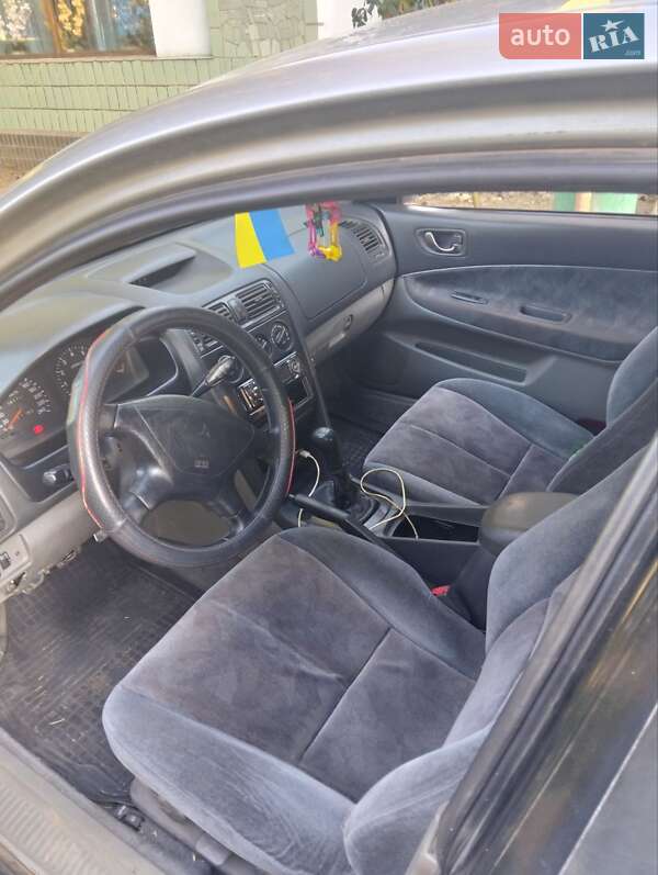 Седан Mitsubishi Galant 1998 в Балте