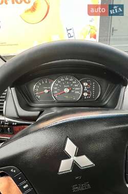 Седан Mitsubishi Galant 2009 в 