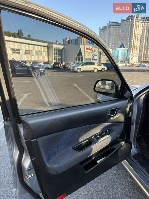 Седан Mitsubishi Galant 2003 в Одессе
