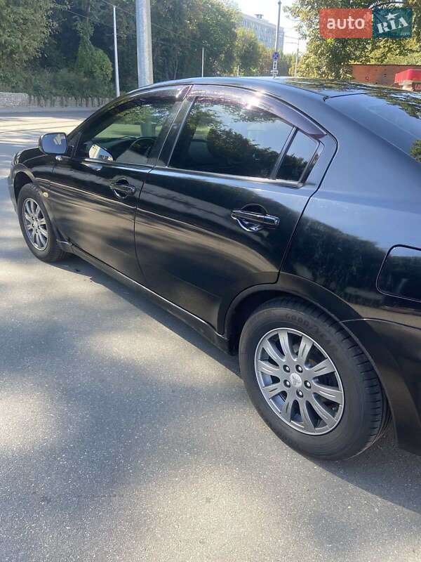 Седан Mitsubishi Galant 2009 в Киеве
