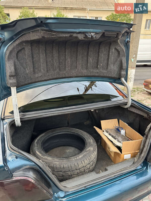 Седан Mitsubishi Galant 1997 в Николаеве