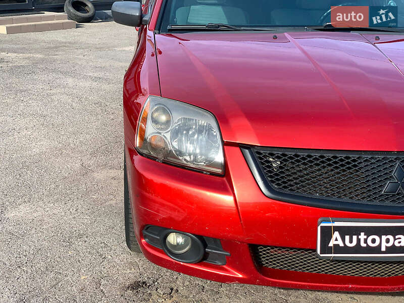 Седан Mitsubishi Galant 2012 в Виннице