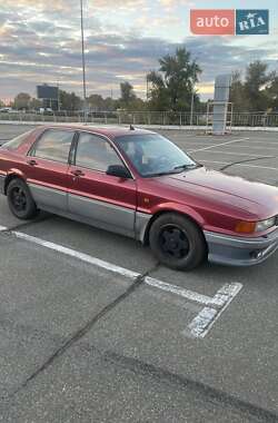 Лифтбек Mitsubishi Galant 1989 в 