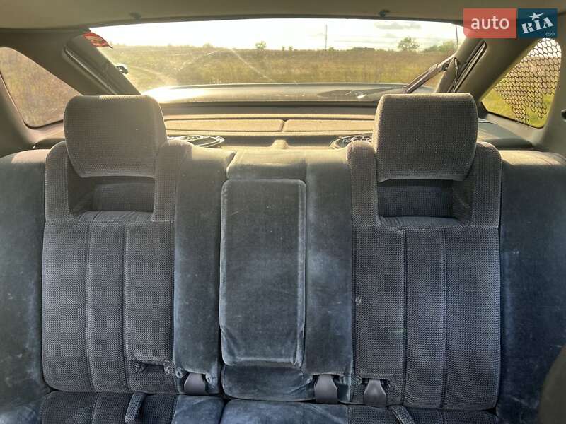 Лифтбек Mitsubishi Galant 1989 в Гайсине