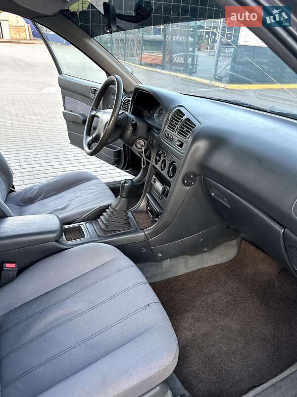 Лифтбек Mitsubishi Galant 1994 в Сумах