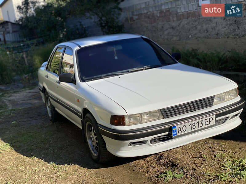 Mitsubishi Galant 1988