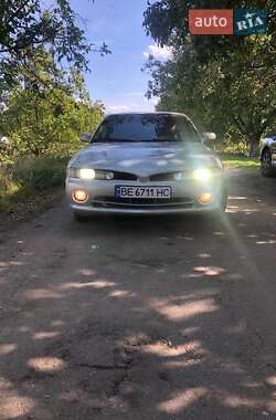 Седан Mitsubishi Galant 1993 в Новом Буге