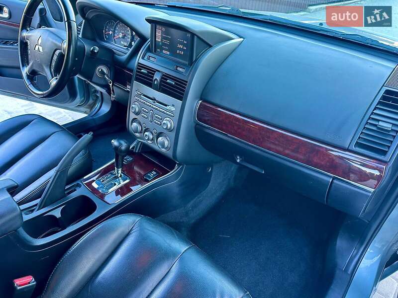 Седан Mitsubishi Galant 2008 в Тернополе