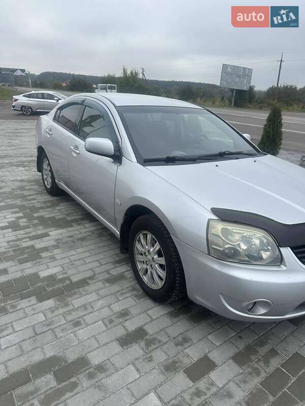 Седан Mitsubishi Galant 2006 в Львове
