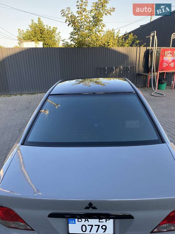Седан Mitsubishi Galant 1997 в Умани