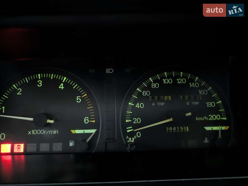 Седан Mitsubishi Galant 1988 в Демидовке