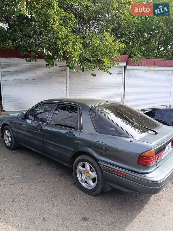 Ліфтбек Mitsubishi Galant 1991 в Миколаєві