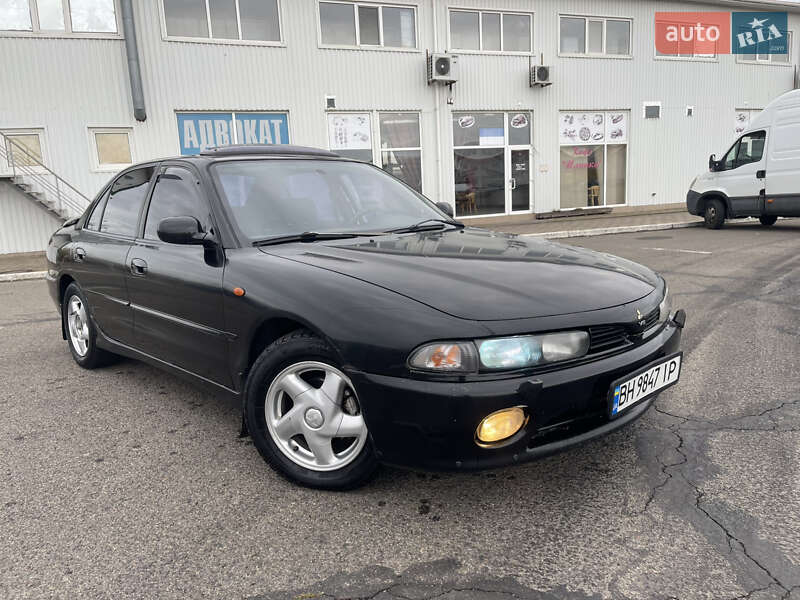 Седан Mitsubishi Galant 1993 в Одесі фото Седан Mitsubishi Galant 1993 в Одесі