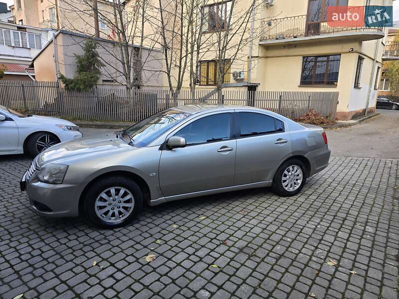 Седан Mitsubishi Galant 2009 в Ивано-Франковске