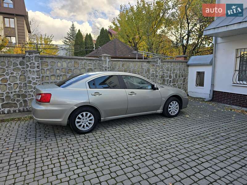 Седан Mitsubishi Galant 2009 в Ивано-Франковске
