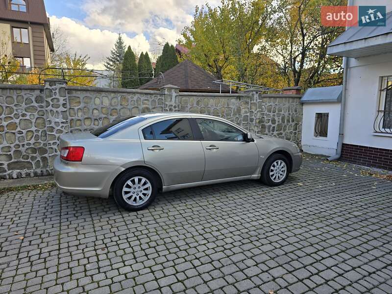 Седан Mitsubishi Galant 2009 в Ивано-Франковске
