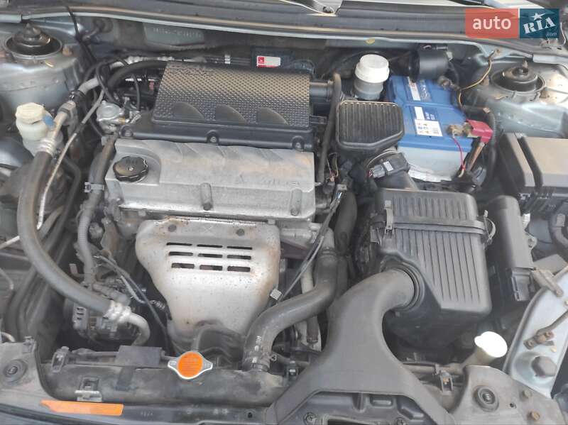 Седан Mitsubishi Galant 2007 в Вараше