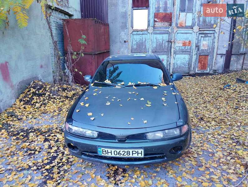 Седан Mitsubishi Galant 1993 в Одессе