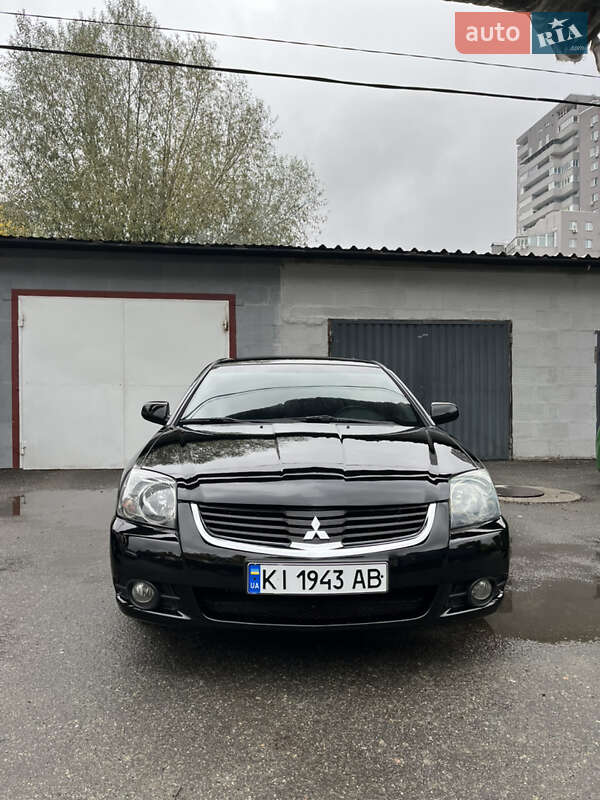 Седан Mitsubishi Galant 2009 в Киеве
