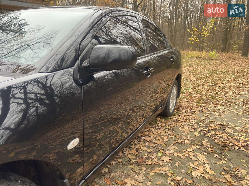 Седан Mitsubishi Galant 2009 в Ладижині