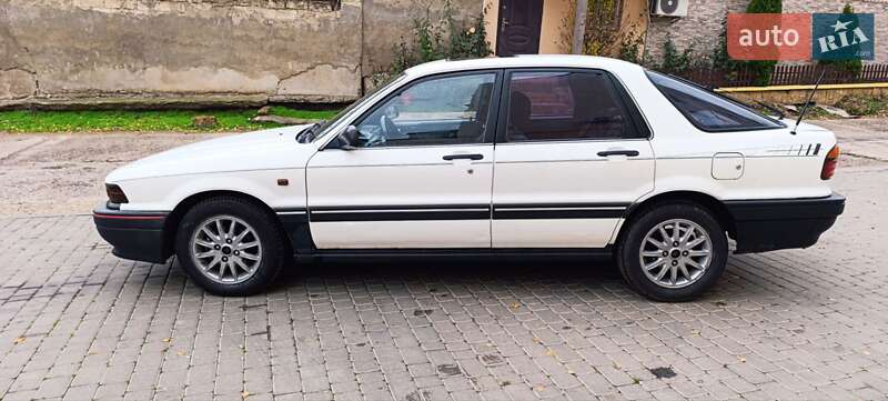Лифтбек Mitsubishi Galant 1989 в Одессе