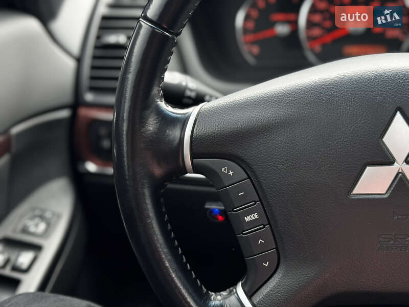 Седан Mitsubishi Galant 2008 в Житомире