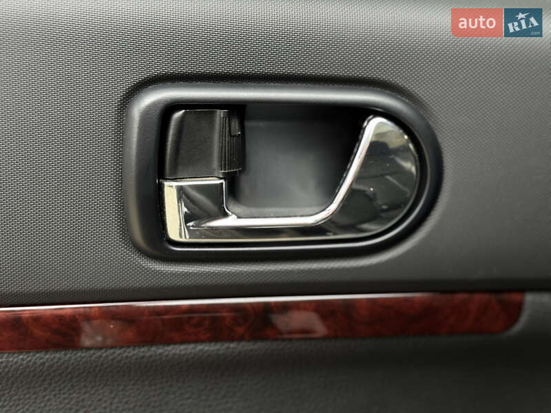 Седан Mitsubishi Galant 2008 в Житомире