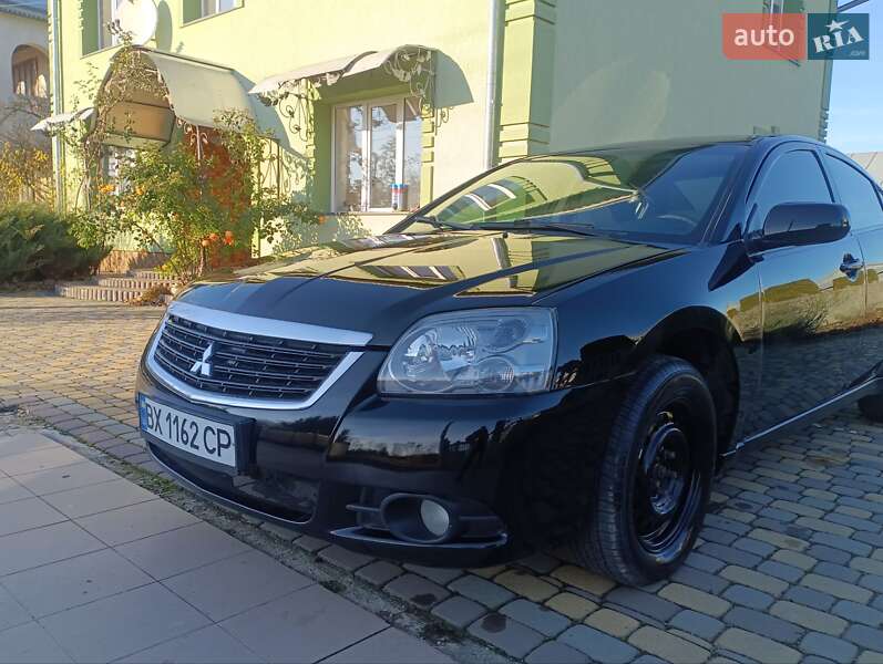Седан Mitsubishi Galant 2008 в Снятині