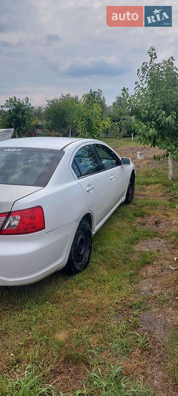 Седан Mitsubishi Galant 2011 в Киеве