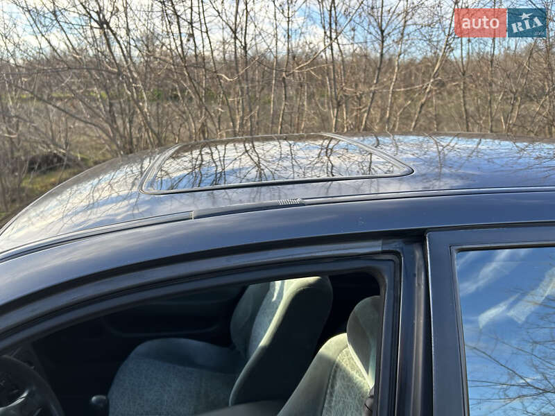 Ліфтбек Mitsubishi Galant 1994 в Кривому Розі