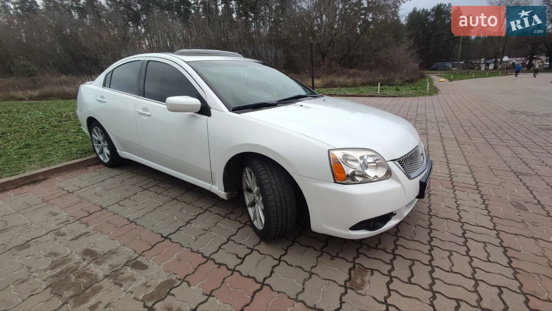 2011 Mitsubishi Galant - мініатюра 4