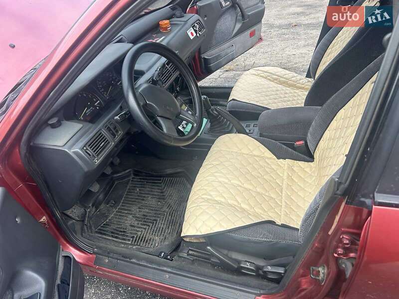 Седан Mitsubishi Galant 1988 в Краматорске