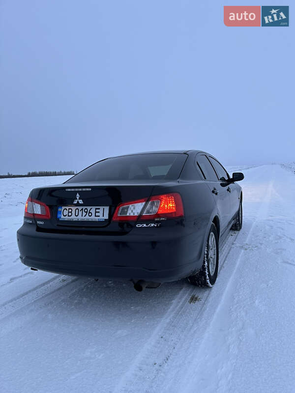 Седан Mitsubishi Galant 2009 в Бобровиці