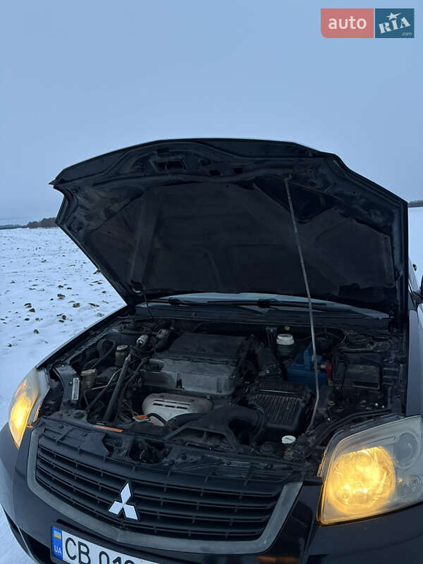 Седан Mitsubishi Galant 2009 в Бобровиці
