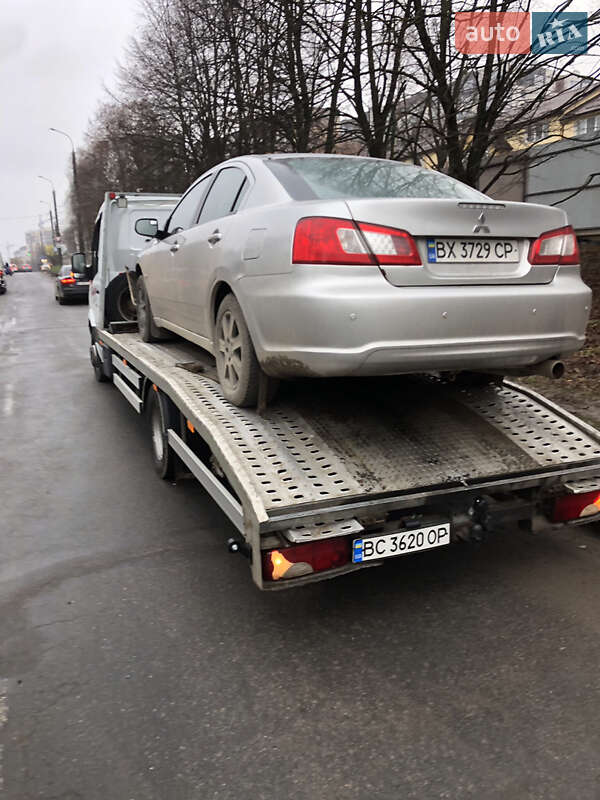 Mitsubishi Galant 2008