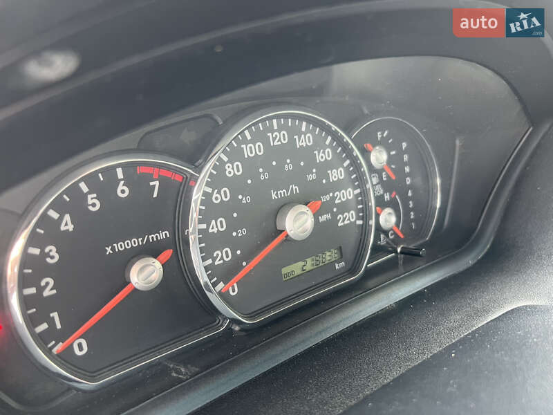 Седан Mitsubishi Galant 2008 в Харкові