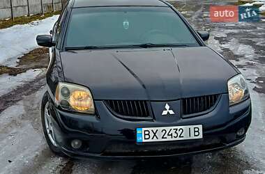 Седан Mitsubishi Galant 2004 в Остроге