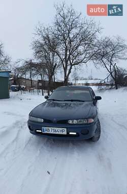 Седан Mitsubishi Galant 1993 в Липовце