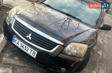 Седан Mitsubishi Galant 2009 в Киеве