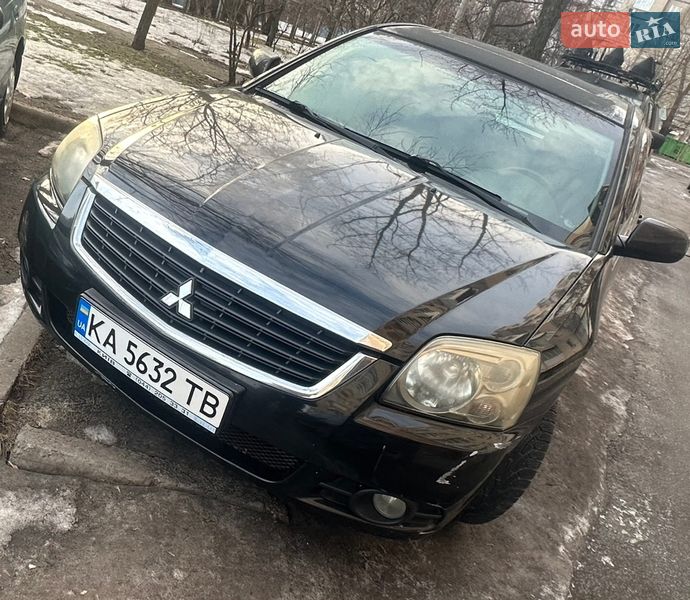 Mitsubishi Galant 2009