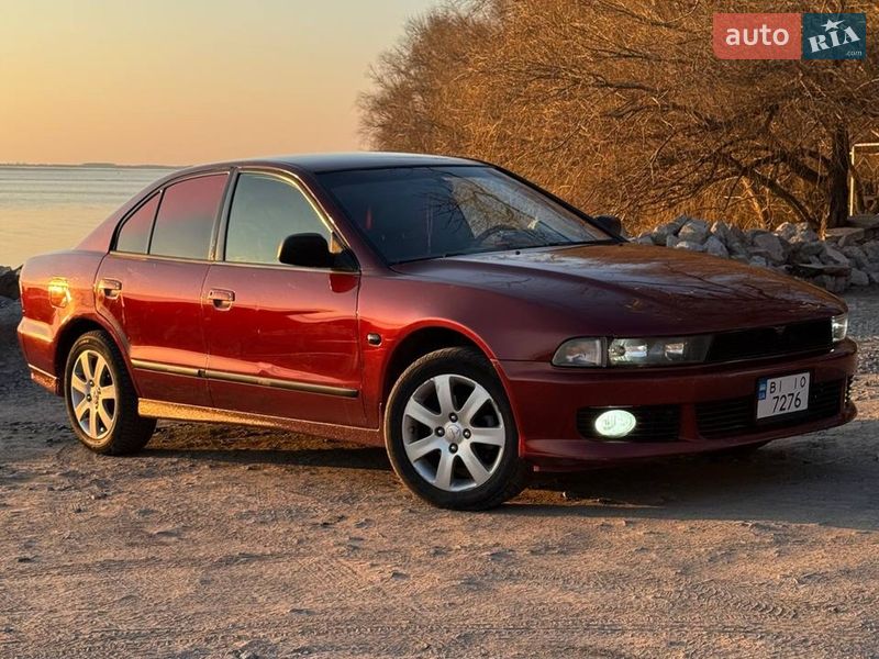 Седан Mitsubishi Galant 1999 в Градижске