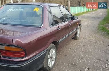 Седан Mitsubishi Galant 1988 в Дунаевцах