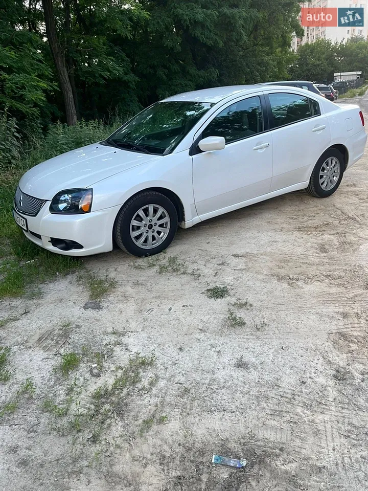 2011 Mitsubishi Galant - мініатюра 24