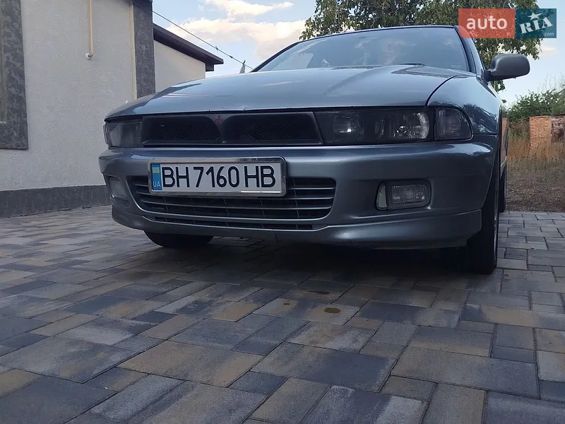 Mitsubishi Galant