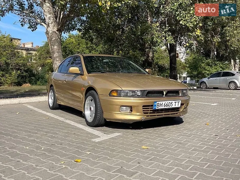 Mitsubishi Galant