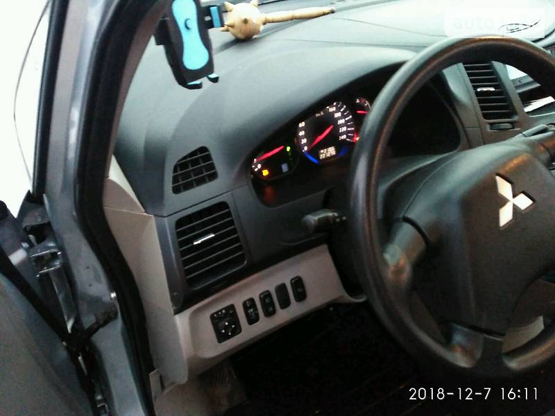 Минивэн Mitsubishi Grandis 2006 в Житомире