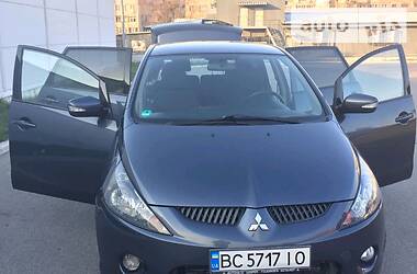 Мінівен Mitsubishi Grandis 2005 в 